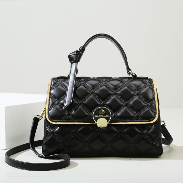 Quilted PU Leather Crossbody Handbag – Women’s Medium Shoulder Bag with Gold Hardware - Зображення 2